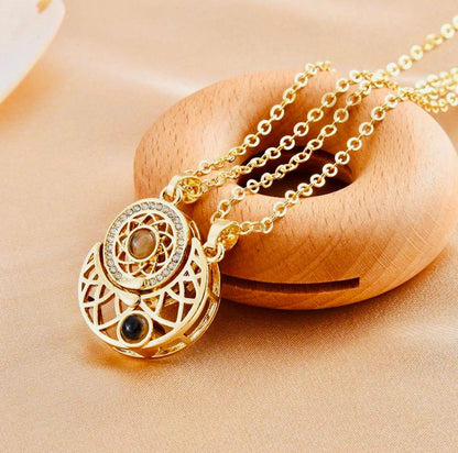✨ 2X1 COLLARES SOL ☀️ Y LUNA 🌙 ORIGINALES, MAGNÉTICOS 💫 + VISOR 🔍 "TE AMO" EN 100 IDIOMAS 💖